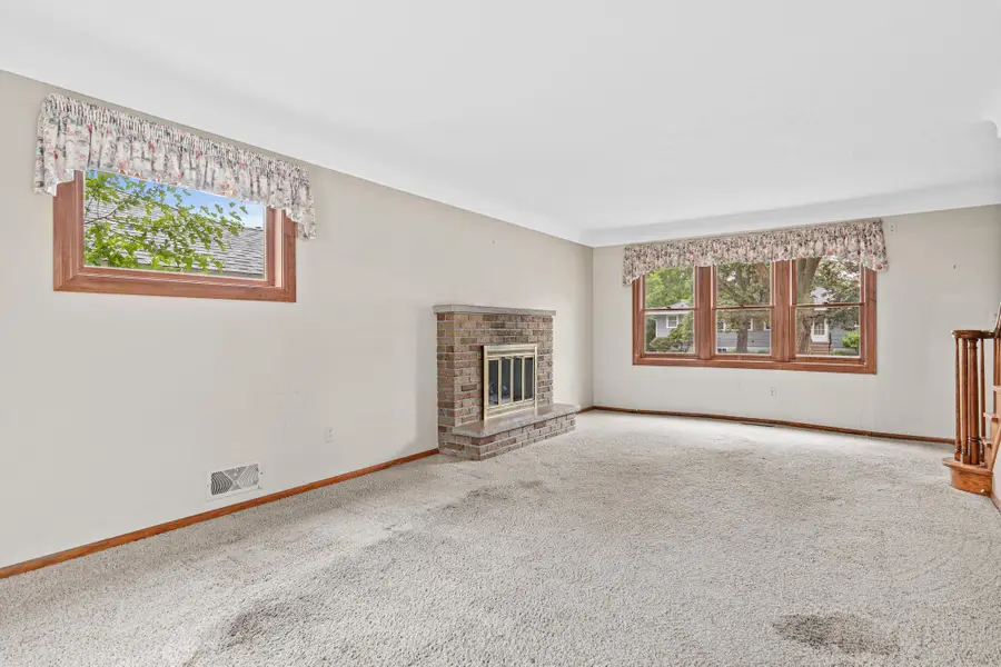 51 Luella Street S, Saint Paul, MN 55119 - #3