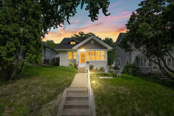 1388 Simpson Street, Saint Paul, MN 55108
