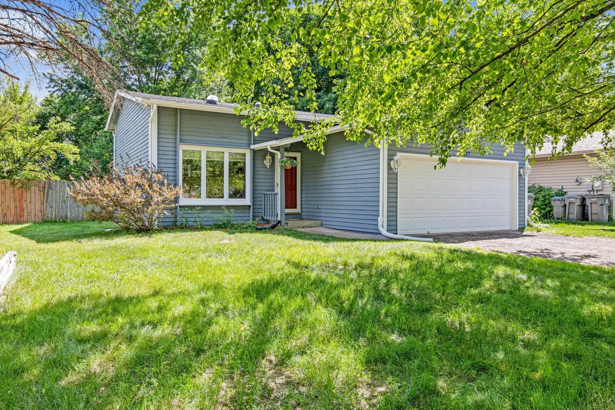 14137 Carmody Drive, Eden Prairie, MN 55347 - #1