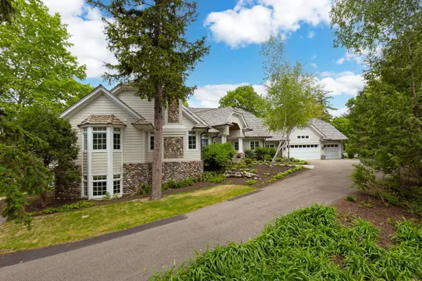 6060 Ridge Road, Excelsior, MN 55331