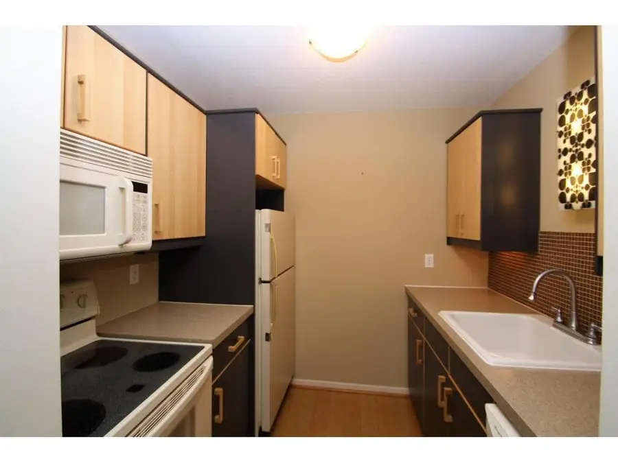 2800 Hamline Avenue N #229, Roseville, MN 55113 - #2