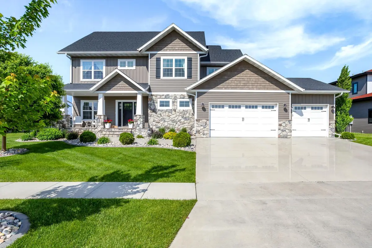2508 Mcleod Drive E, West Fargo, ND 58078 - #1