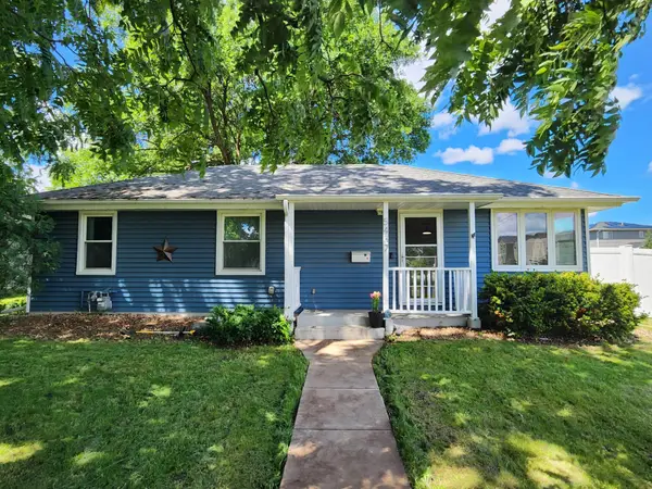 5437 Utah Avenue N, New Hope, MN 55428