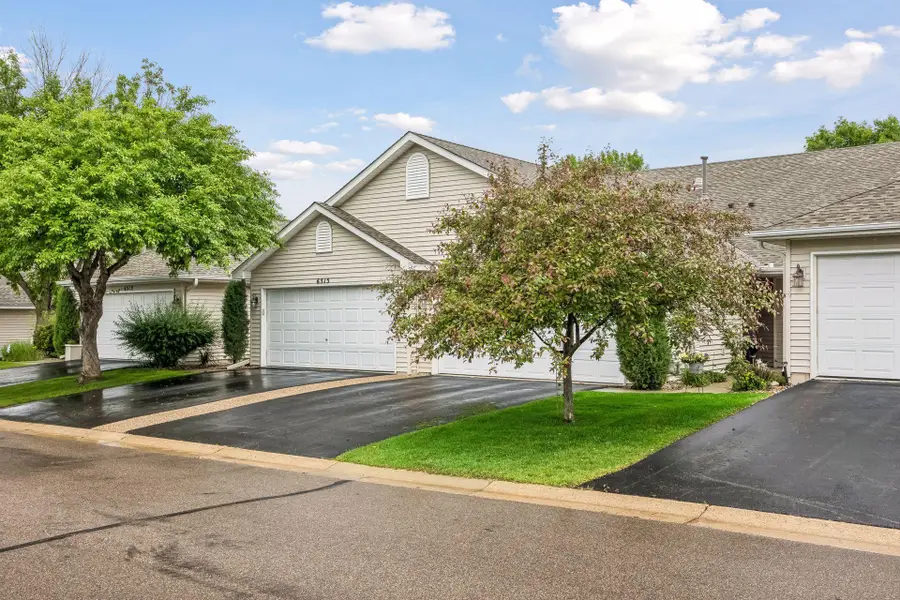 6517 Brook Lane, Savage, MN 55378 - #3
