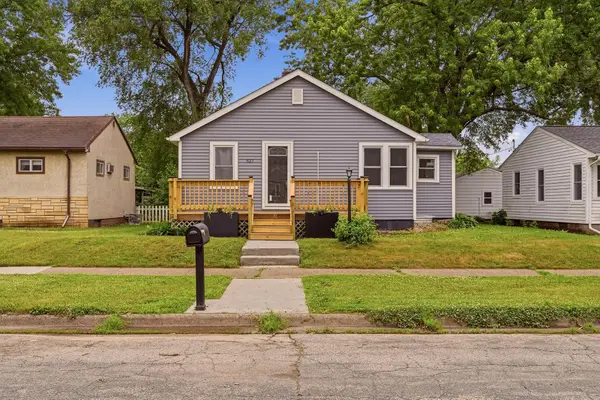 527 S 2nd Street, La Crescent, MN 55947