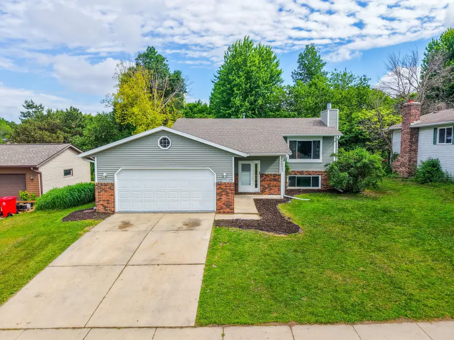 2423 59th St Nw, Rochester, MN 55901 - #2
