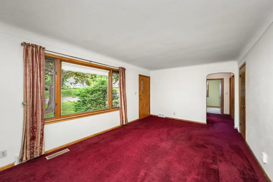 1789 Kennard Street, Maplewood, MN 55109 - #2