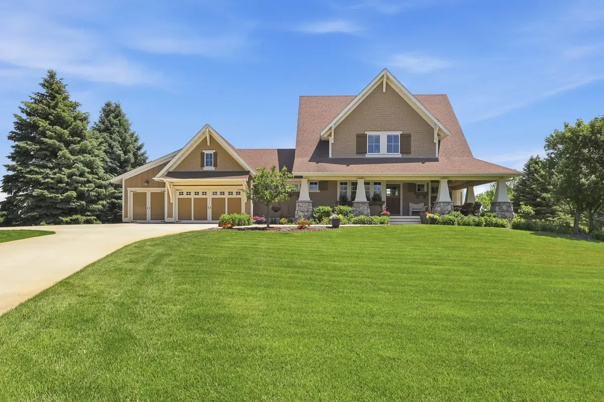 19475 Oak Grove Avenue, Prior Lake, MN 55372 - #1