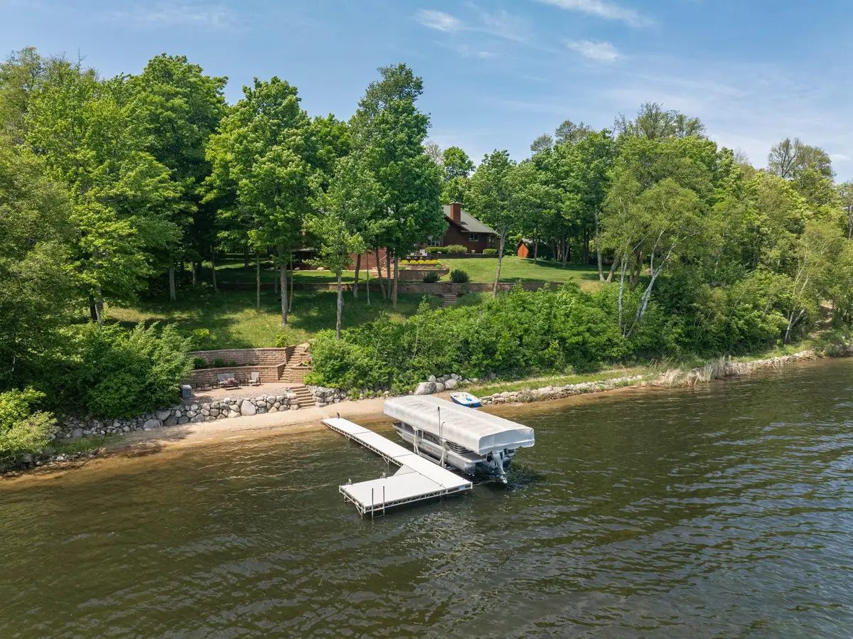 22550 Old Trapper Rd, Cohasset, MN 55721 - #1