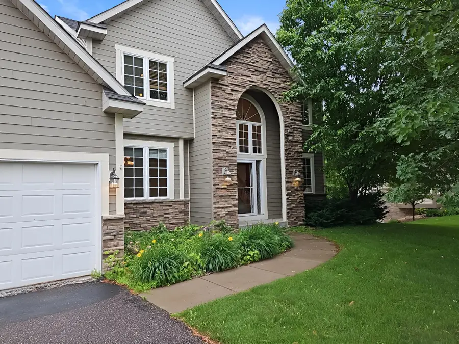 10455 Glen Eagle Circle, Woodbury, MN 55129 - #3