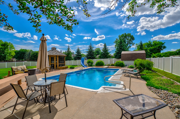 13491 Fairlawn Court, Apple Valley, MN 55124