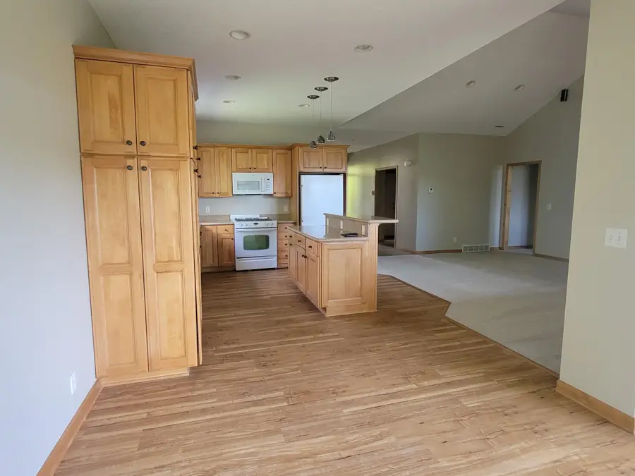 1785 Gettysburg Court, Minneapolis, MN 55427 - #3