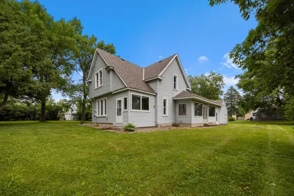 202 N 2nd Street, Darwin, MN 55324