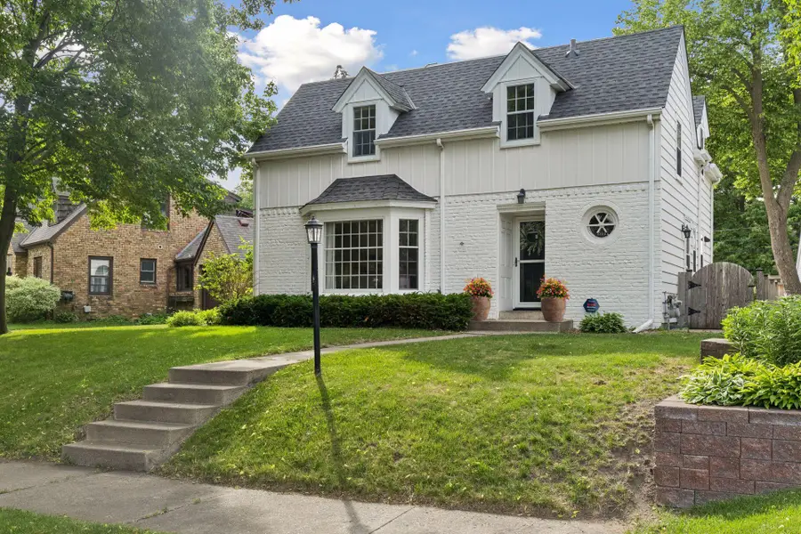 4209 Drew Avenue N, Robbinsdale, MN 55422 - #3