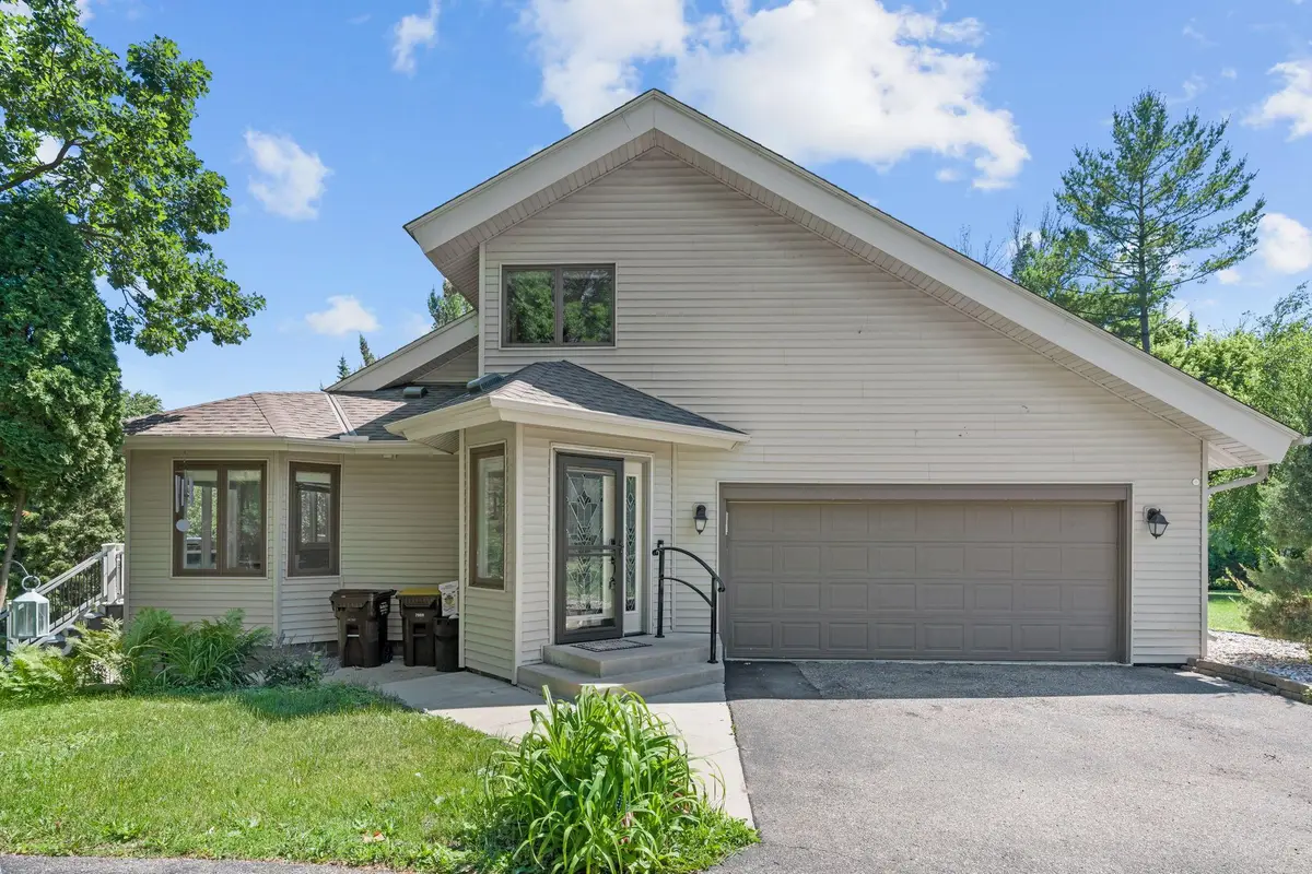 4131 Eau Claire Trail Ne, Prior Lake, MN 55372 - #1