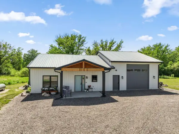 30658 Jodrell Street Ne, Cambridge, MN 55008
