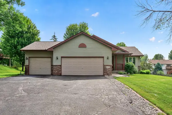 6007 Nathan Blvd, Rockford, MN 55373