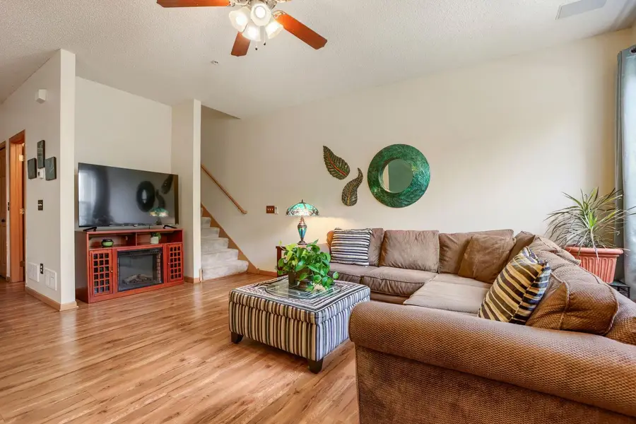 11041 Fergus Street Ne #B, Blaine, MN 55449 - #3