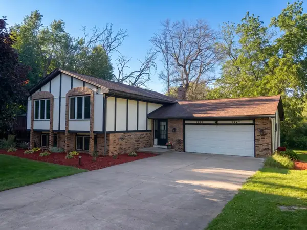 1921 194th Avenue Ne, Cedar, MN 55011