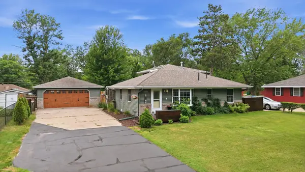 11832 Kumquat Street Nw, Coon Rapids, MN 55448