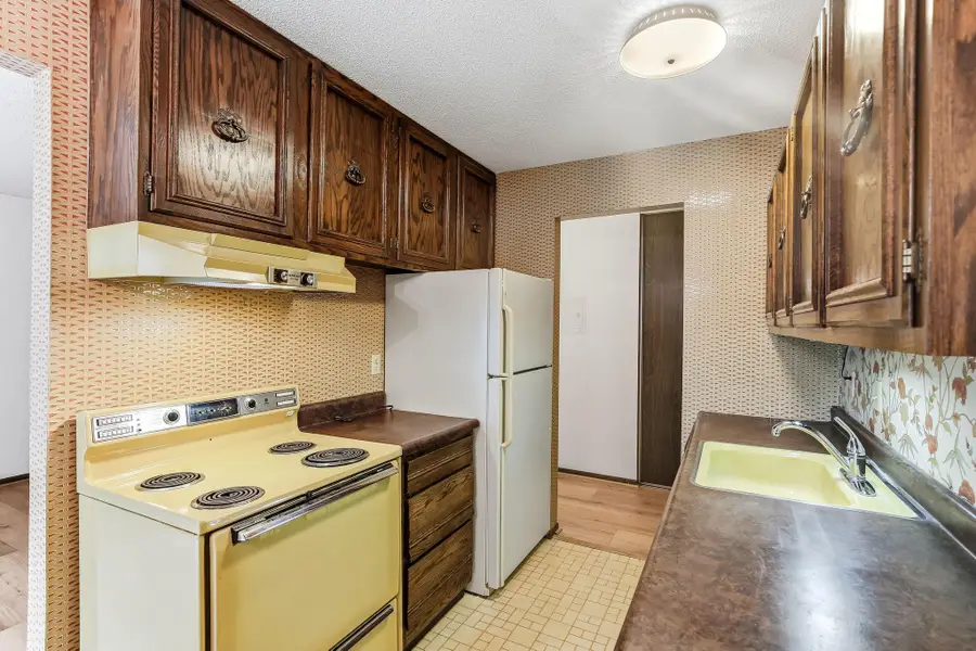4624 Cedar Lake Road S #4, Saint Louis Park, MN 55416 - #3