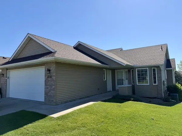 1721 Carleton Drive, Hastings, MN 55033
