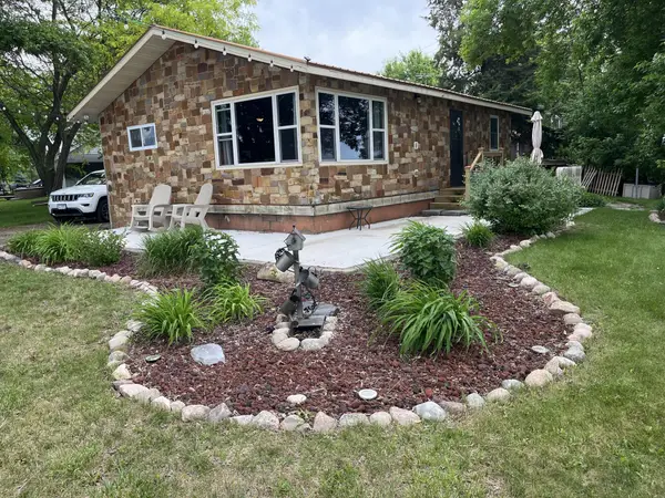 6713 80th Street Nw, Maple Lake, MN 55358