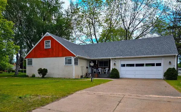 515 6th Street Se, Little Falls, MN 56345