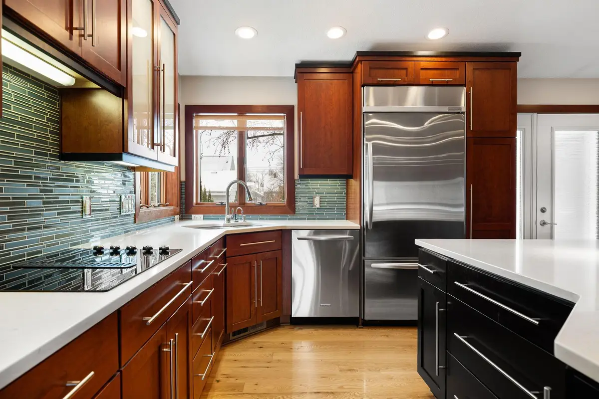 400 Oakland Place Ne #9, Austin, MN 55912 - #1