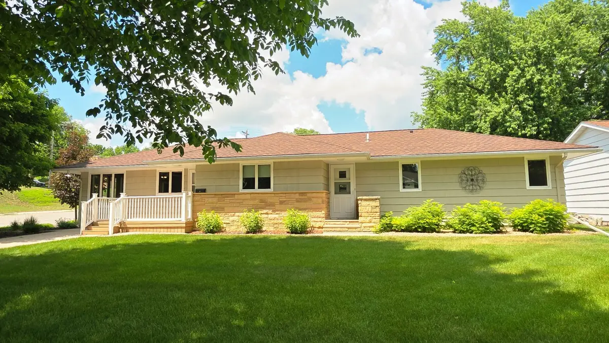 690 7th Avenue, Granite Falls, MN 56241 - #1