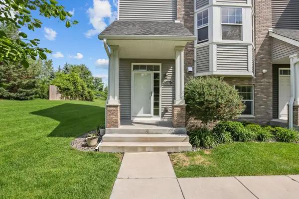 11920 Emery Village Drive N, Champlin, MN 55316