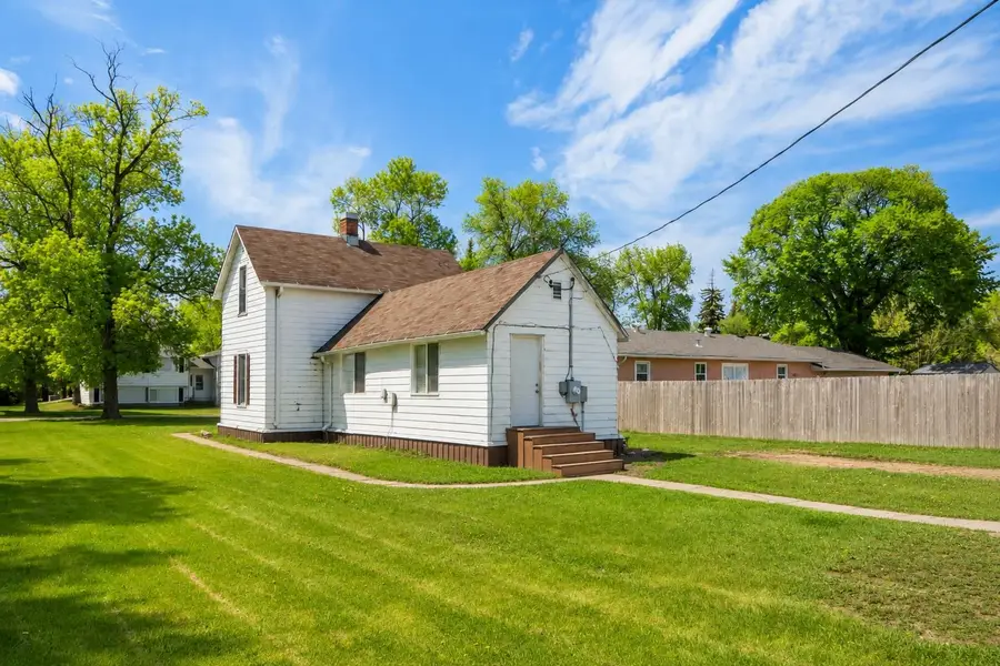 20 5th Avenue Se, Mayville, ND 58257 - #3