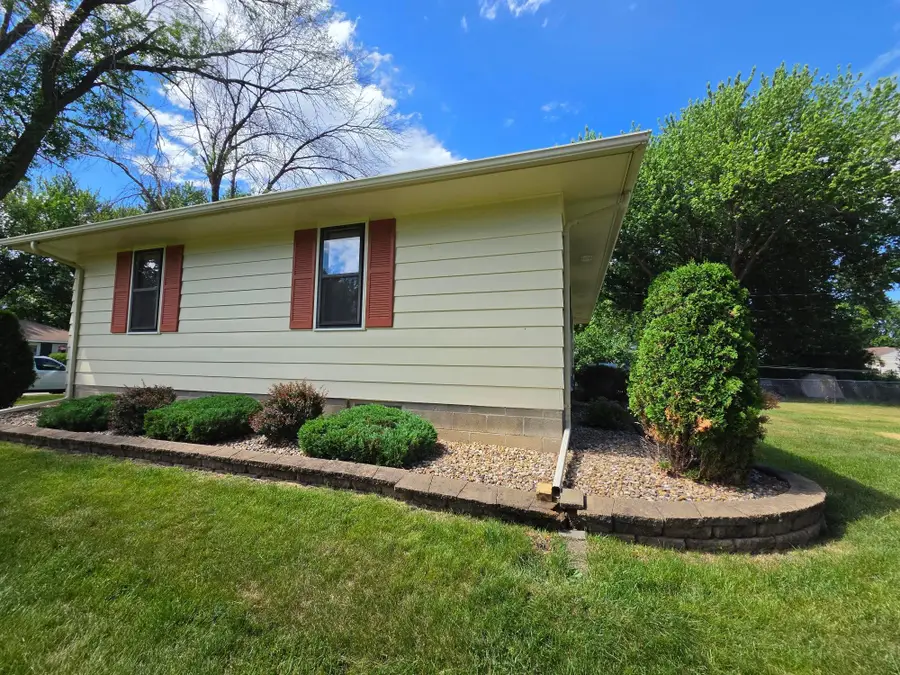 2202 Windsor Road, Albert Lea, MN 56007 - #3