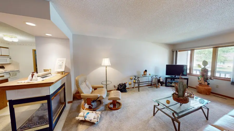 1845 Greenwood Drive, Albert Lea, MN 56007 - #3