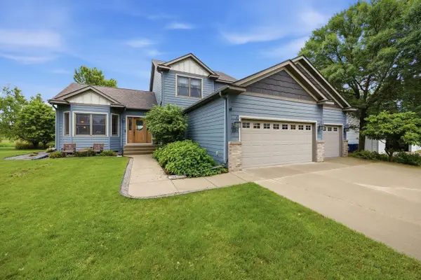1124 Garden Brook Drive, Sauk Rapids, MN 56379