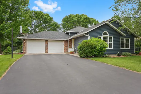 2543 Colony Circle, Saint Cloud, MN 56303
