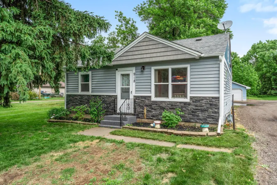 918 Maple Avenue E, Mora, MN 55051 - #2