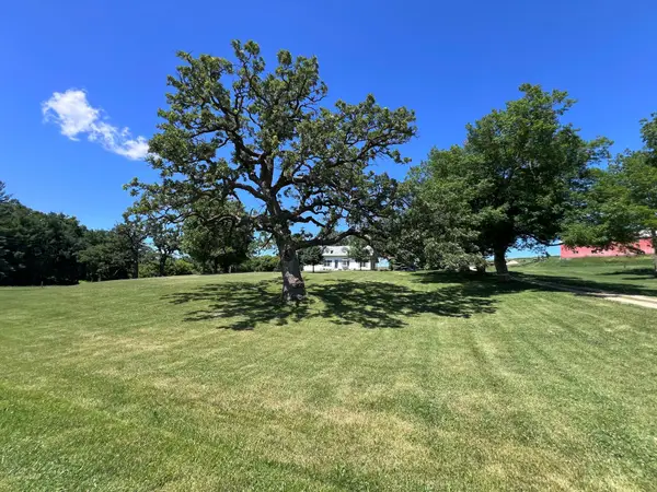 11055 317th Street, Cannon Falls, MN 55009