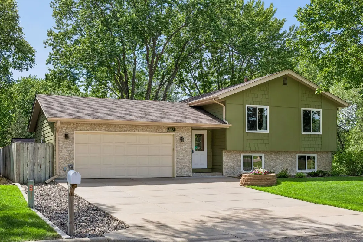 6281 Cavell Avenue N, Brooklyn Park, MN 55428 - #1
