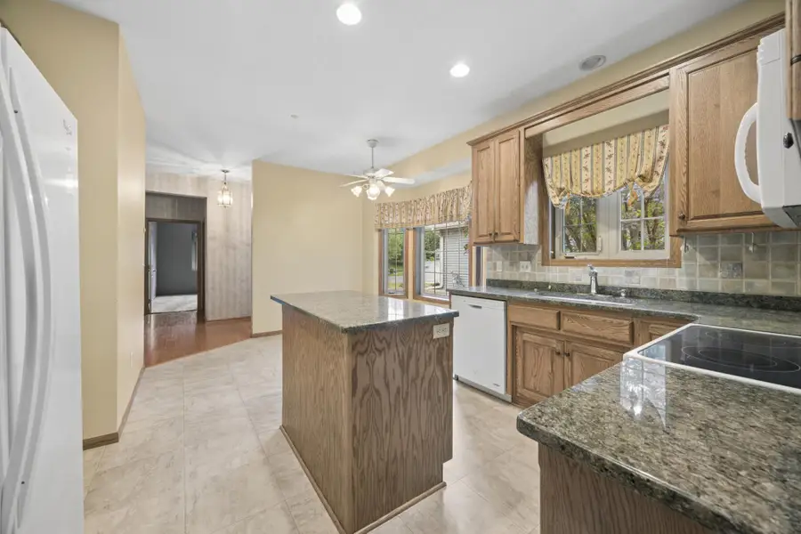 2282 Stephani Court, Little Canada, MN 55117 - #3