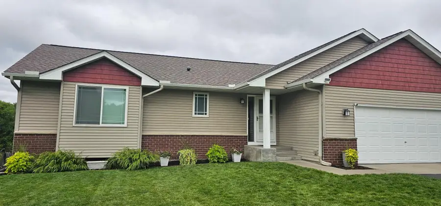 749 Pleasant Avenue, Saint Paul Park, MN 55071 - #2