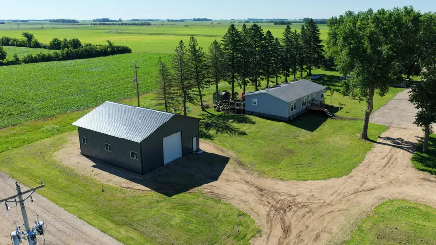 211 Farmdale Avenue, Lake Lillian, MN 56253 - #2