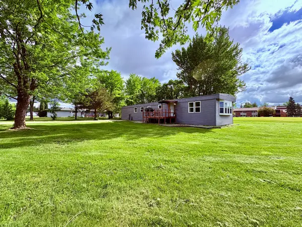 210 3rd Avenue Sw, Baudette, MN 56623