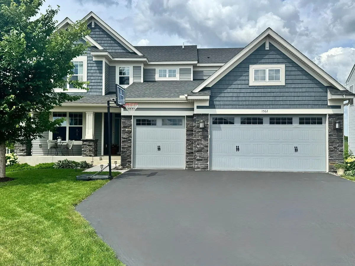 1562 Edgebrook Lane, Carver, MN 55315 - #1