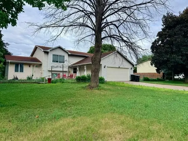 8234 109th Place N, Champlin, MN 55316