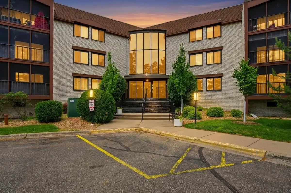4710 58th Avenue N #306, Crystal, MN 55429 - #1