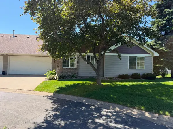 545 Lovell Avenue, Roseville, MN 55113