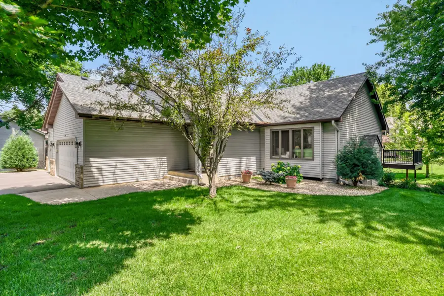 17390 Greenview Circle, Lakeville, MN 55044 - #2