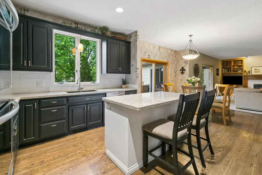 3588 Commonwealth Bay, Woodbury, MN 55125 - #3