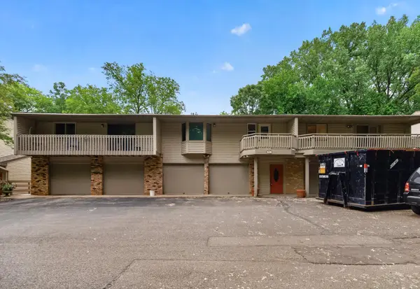 72 Garden Drive, Burnsville, MN 55337